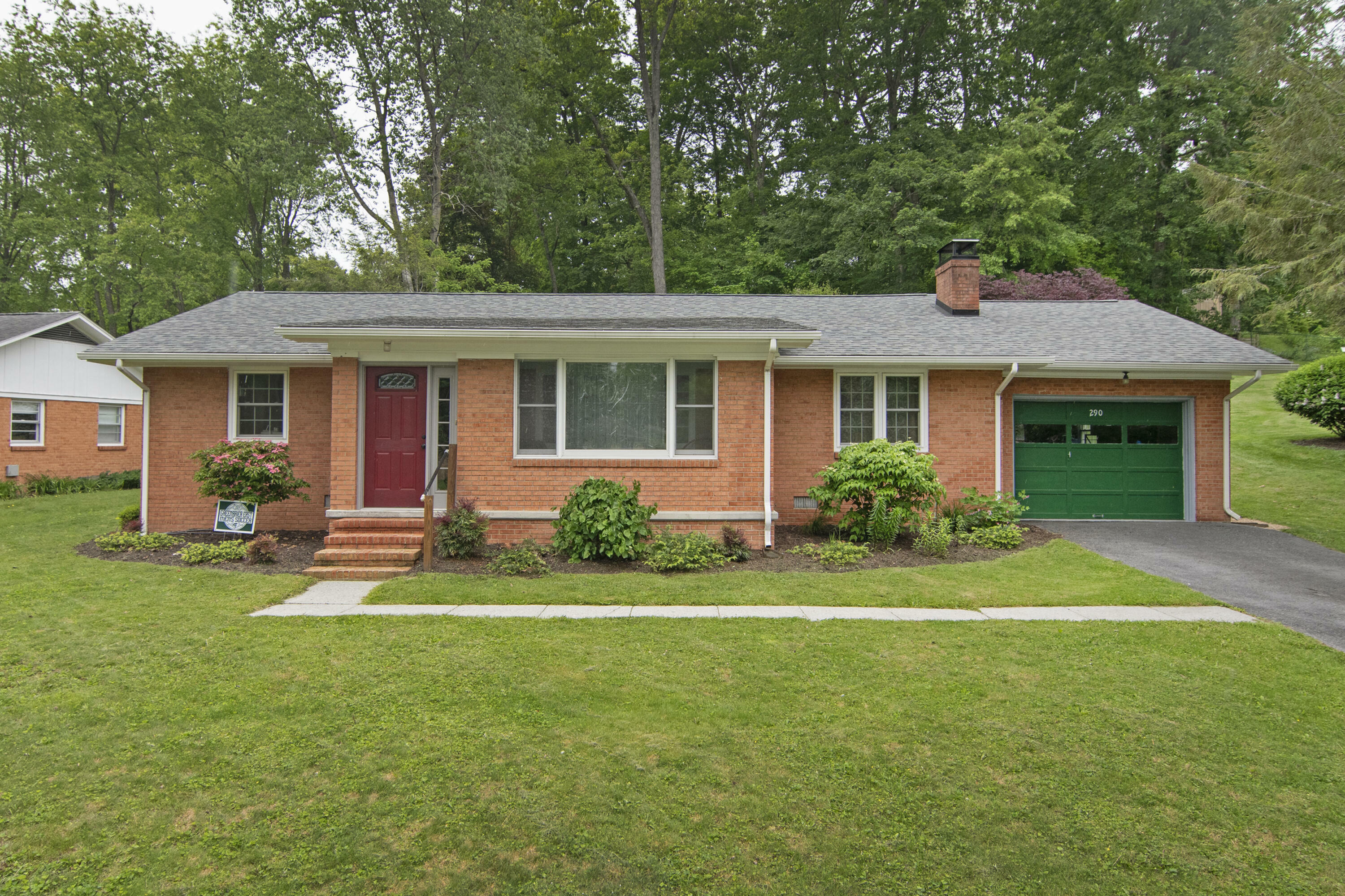 Property Photo: 290 Echols Ln WV 24901