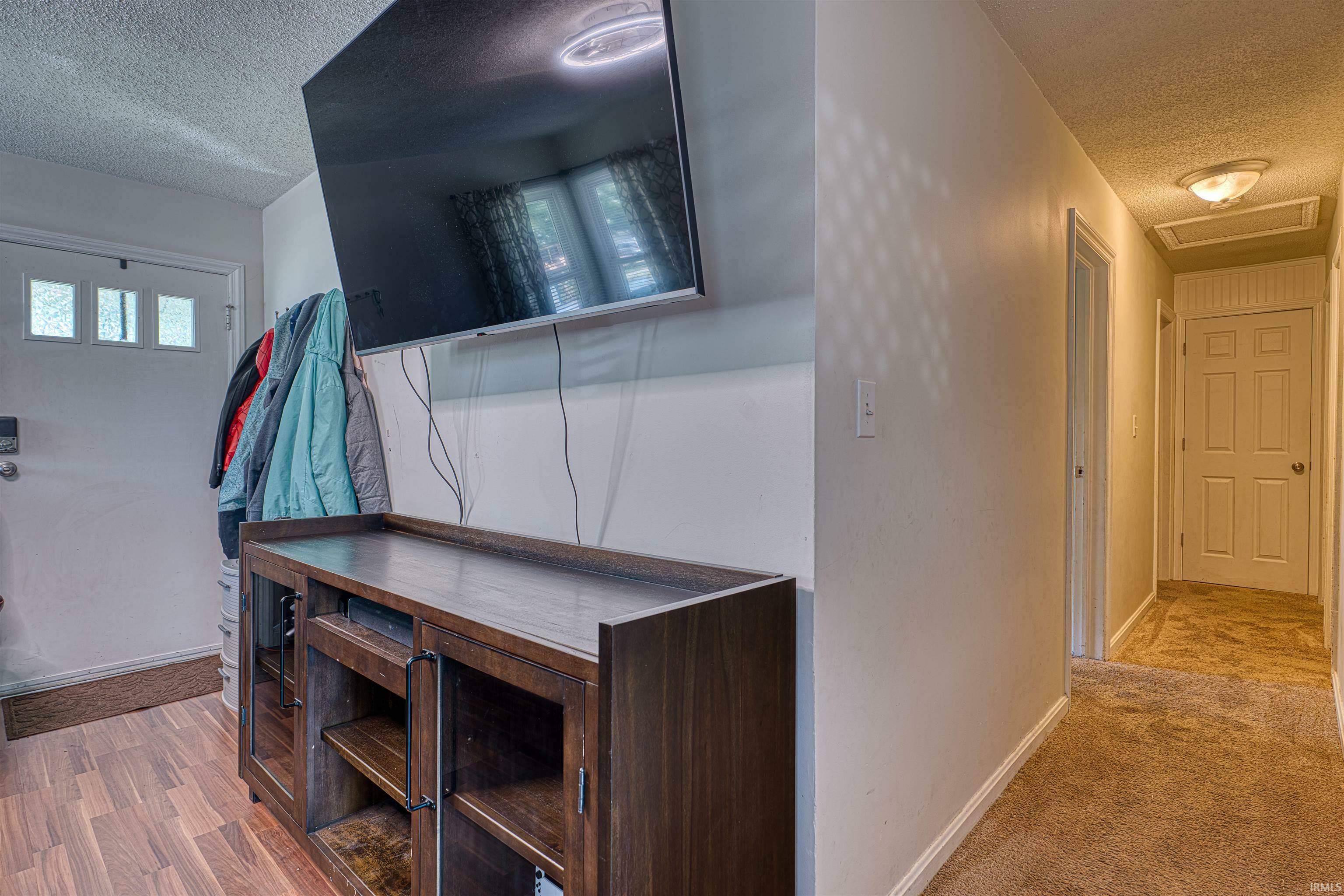 Property Photo: 1616 N Roosevelt Drive IN 47711