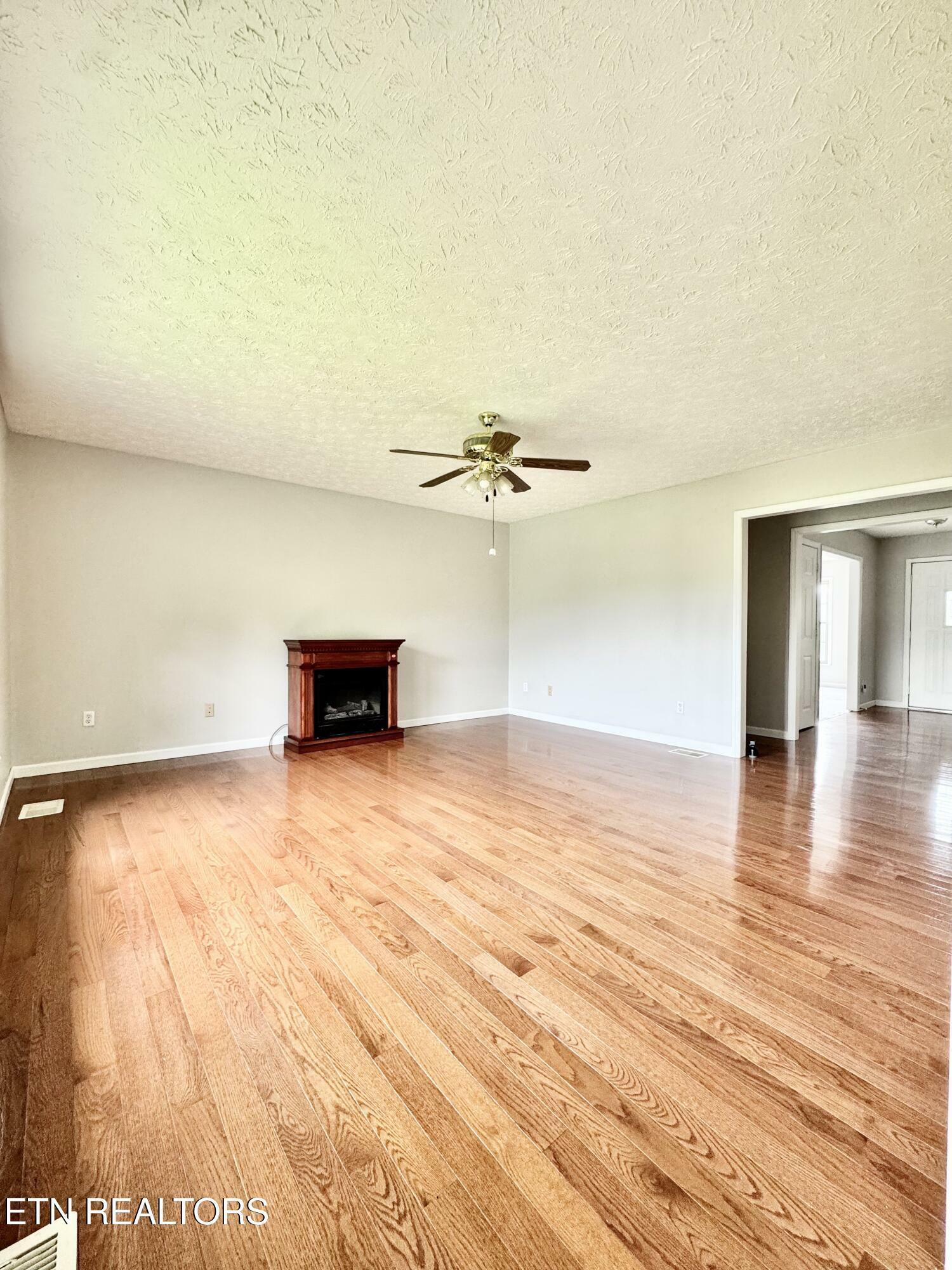 Property Photo: 200 Harmon Circle TN 37825