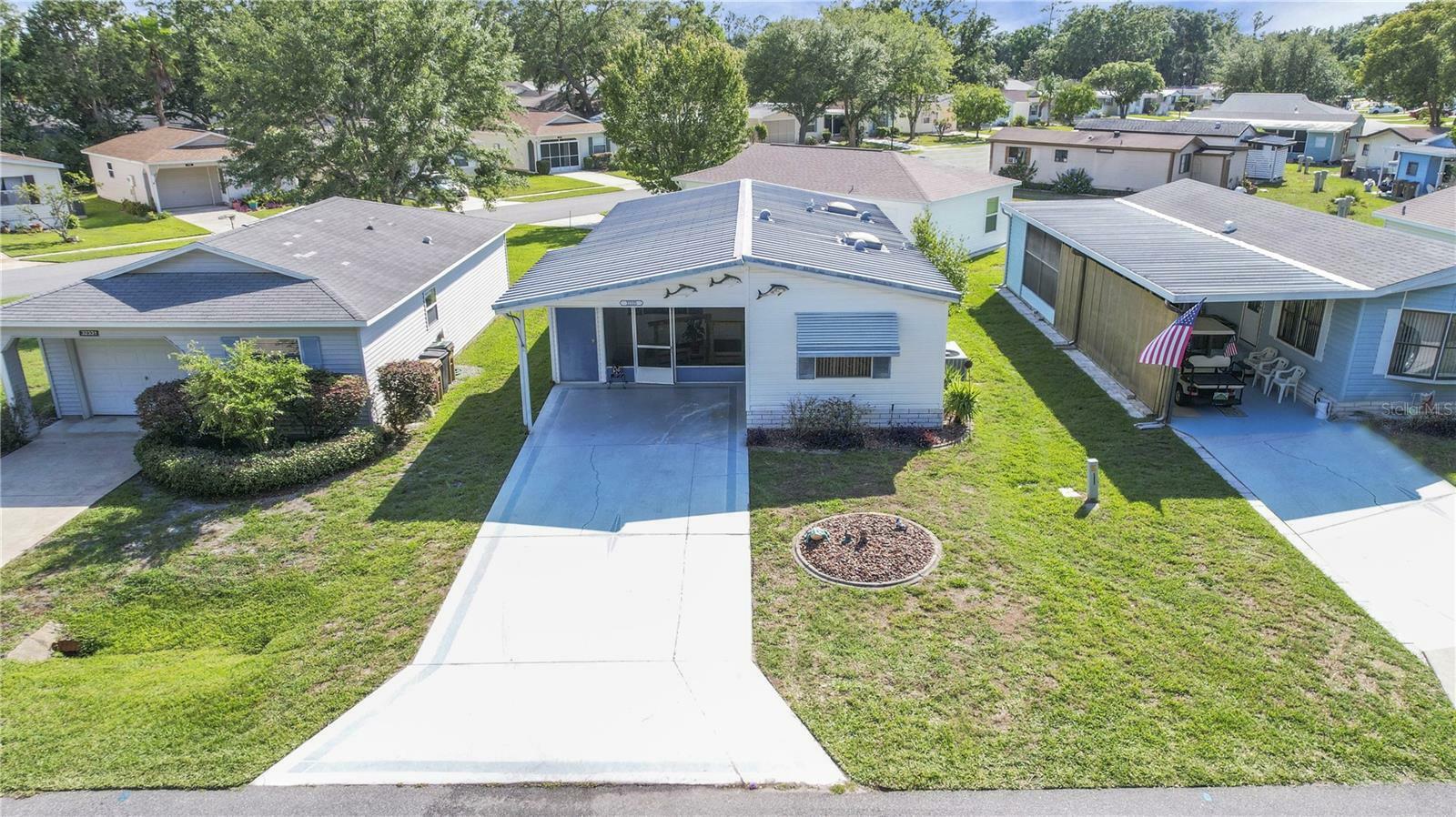 Property Photo: 32335 Oak Park Drive FL 34748