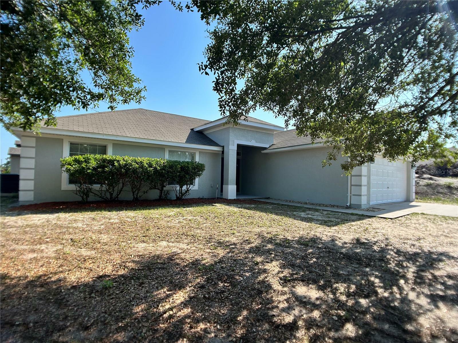Property Photo: 1715 Redfin Way FL 34759