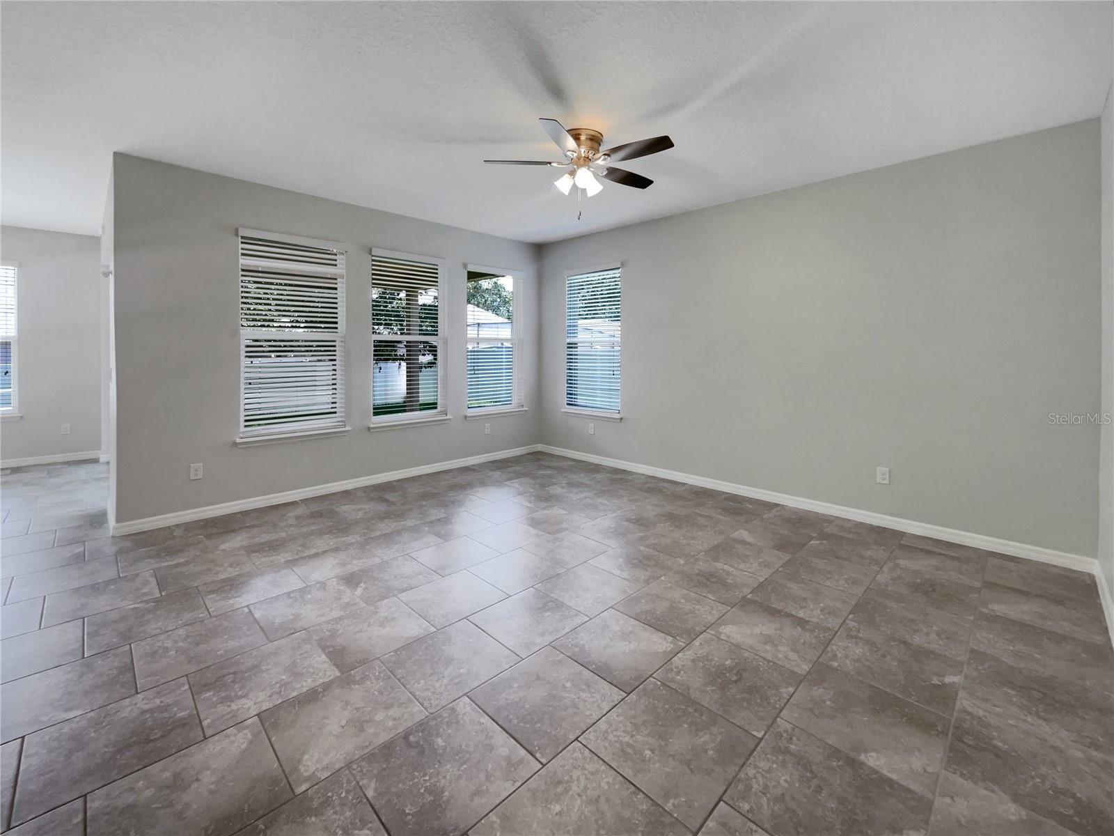 Property Photo: 4010 Brookshire Circle FL 32736