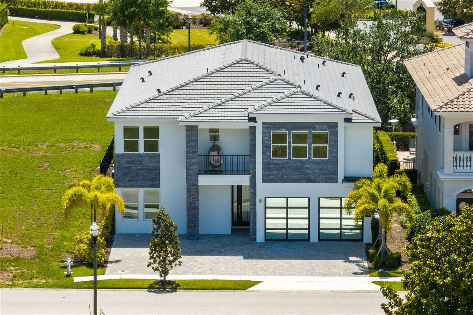Property Photo: 300 Muirfield Loop FL 34747