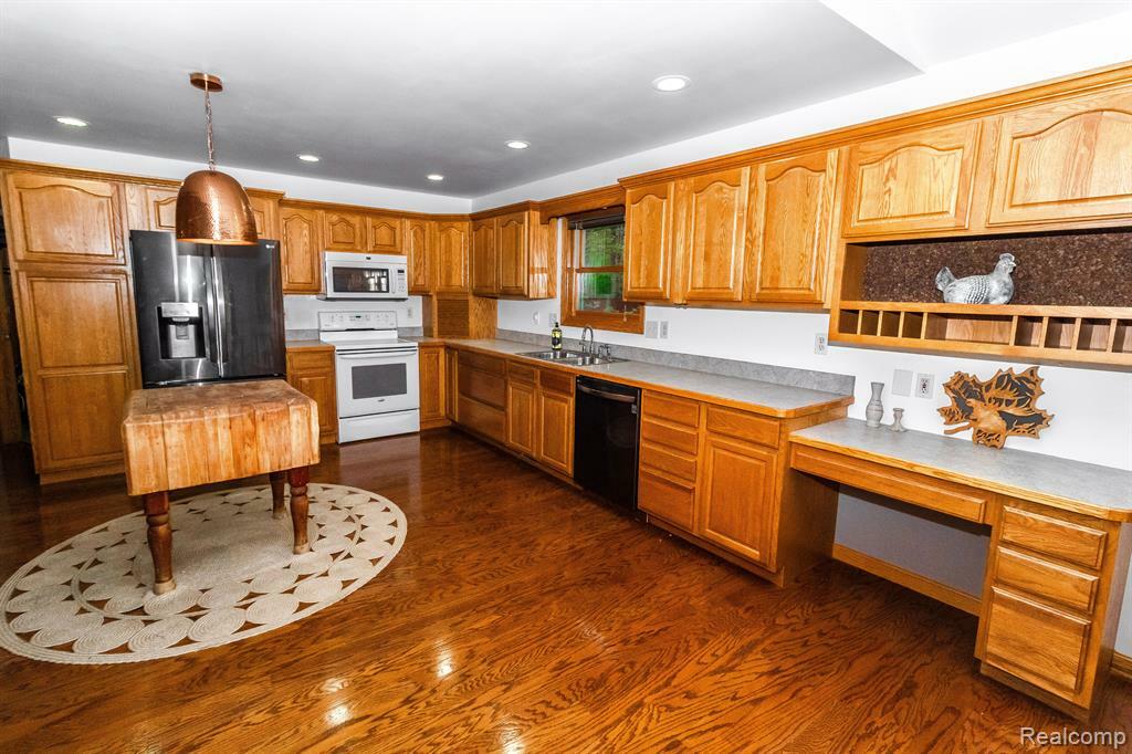 Property Photo: 4707 Mount Morris Road MI 48421 8713