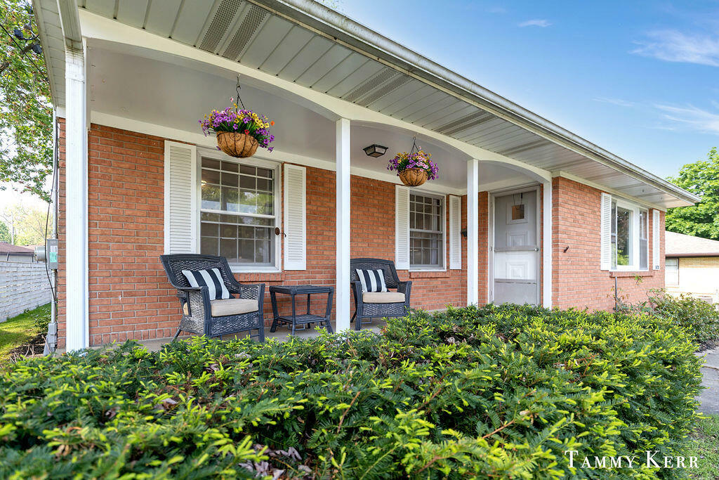 Property Photo: 3820 Omaha Street SW MI 49418
