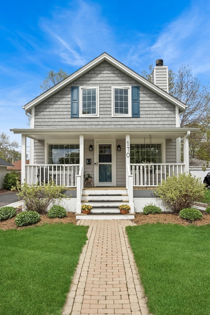 170 University Street  Crystal Lake IL 60014 photo