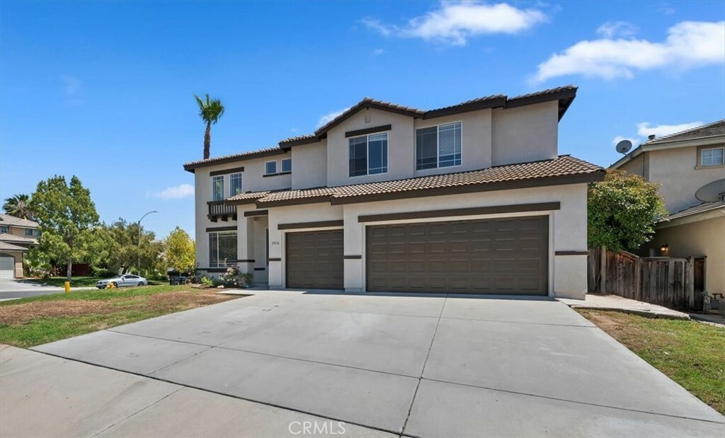 Property Photo: 39336 Wentworth Street CA 92563