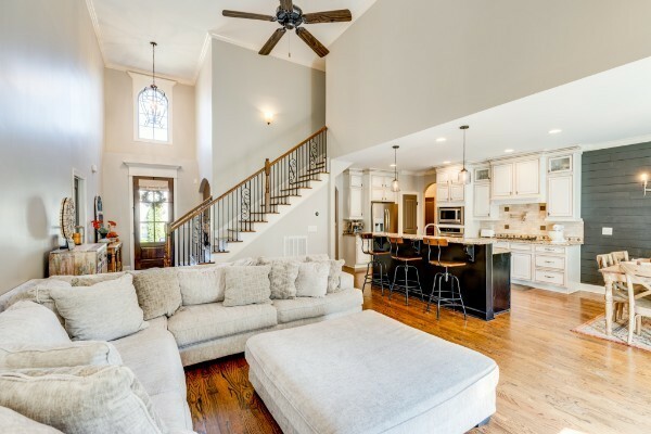 Property Photo: 2007 Brisbane Dr TN 37174