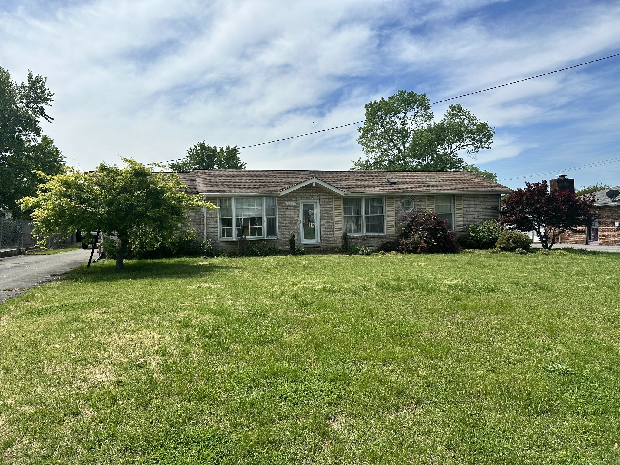 136 Oak Park Dr  Nashville TN 37207 photo