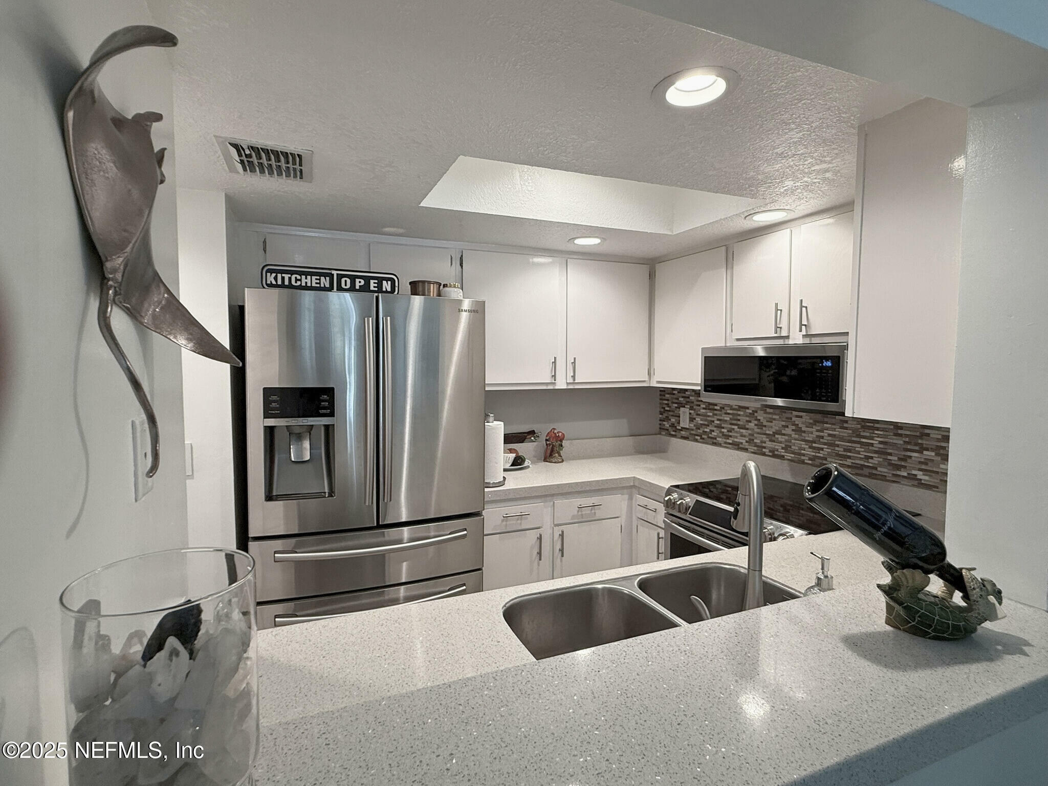 Property Photo: 154 Del Prado Court FL 32082