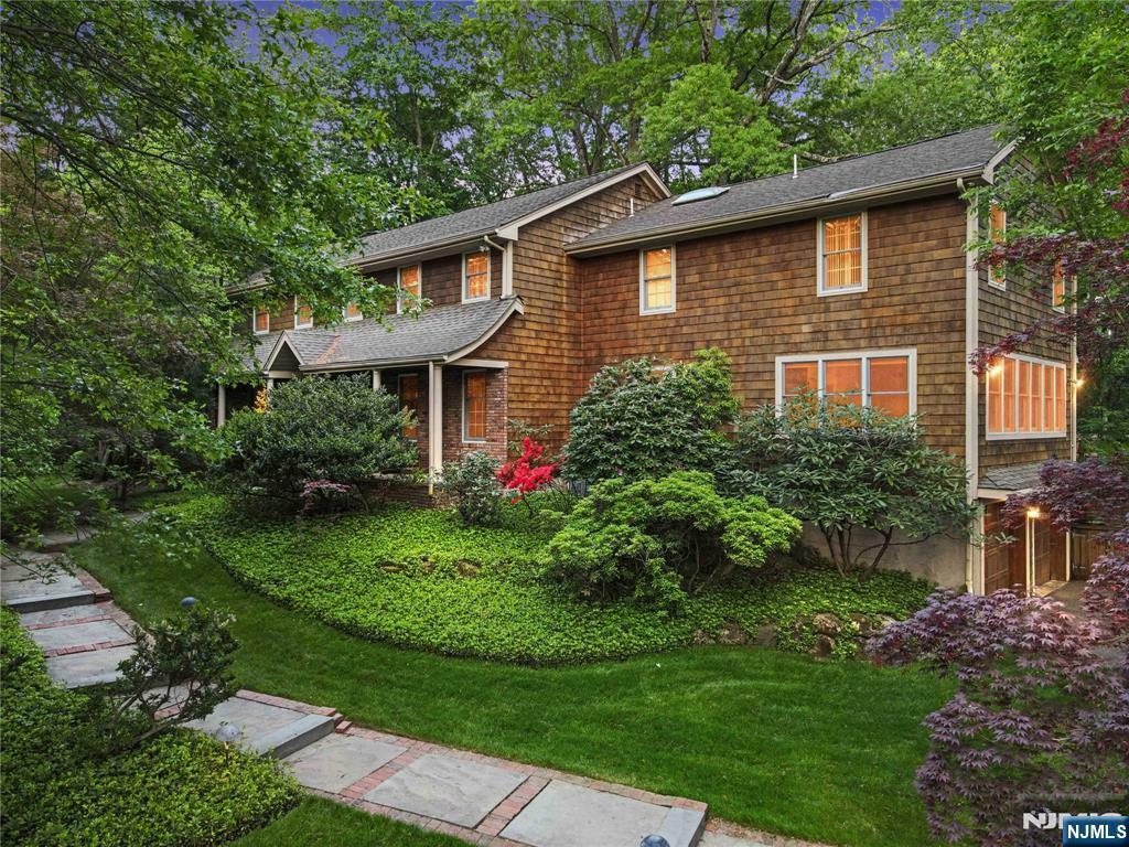 2 Canterbury Court  Alpine NJ 07620 photo