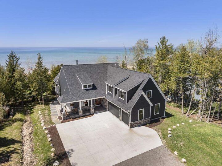4435 Lake Shore  Charlevoix MI 49720 photo