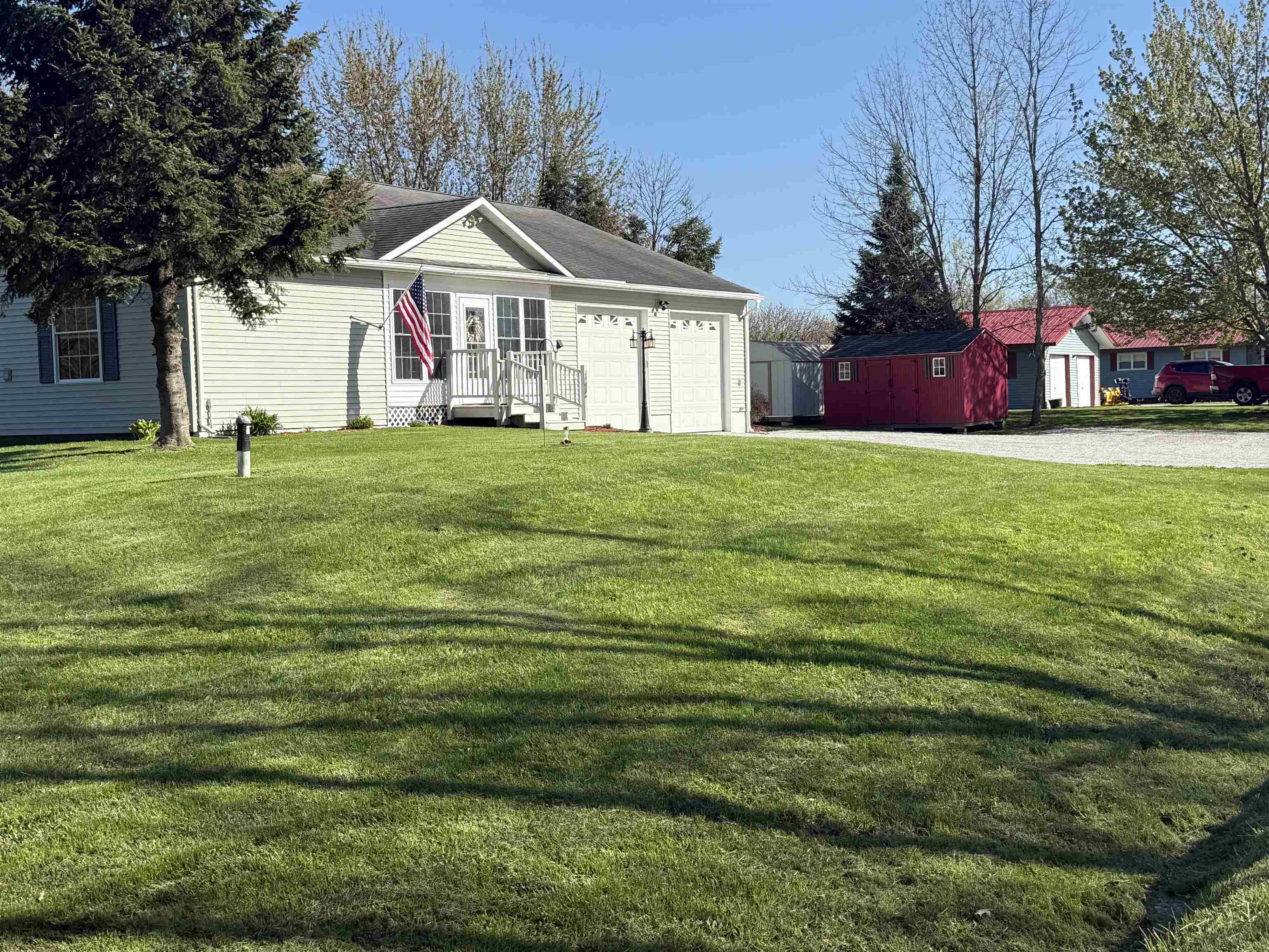 Property Photo: 133 Hog Island Road VT 05488
