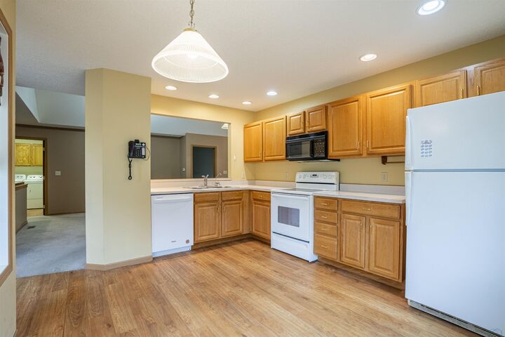 Property Photo: 790 Cedar View Dr 401 IA 51031