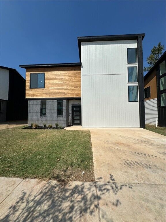 Property Photo:  2607 W Bonnie Lane  AR 72758 