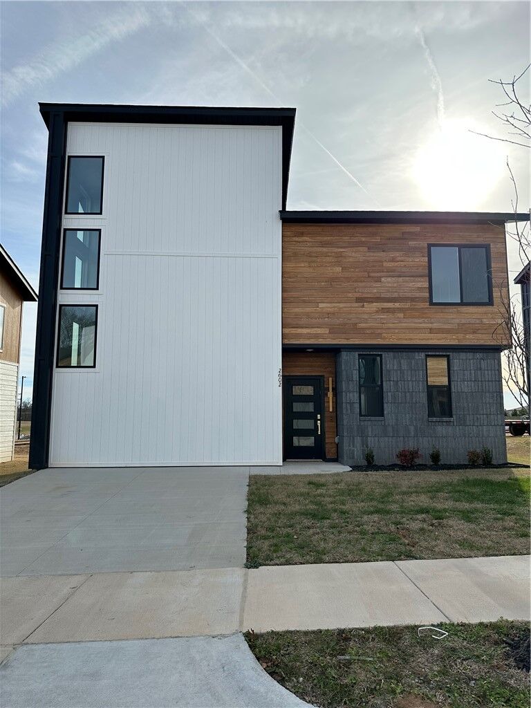 Property Photo:  2602 W Bonnie Lane  AR 72758 