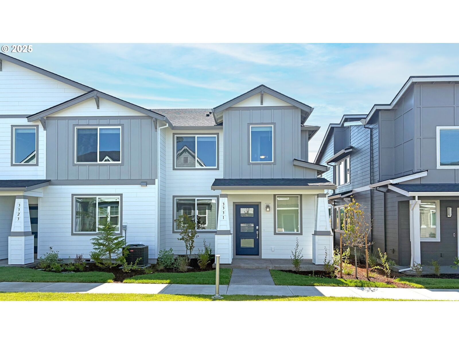 Property Photo:  3331 SE Equinox Ln  OR 97123 