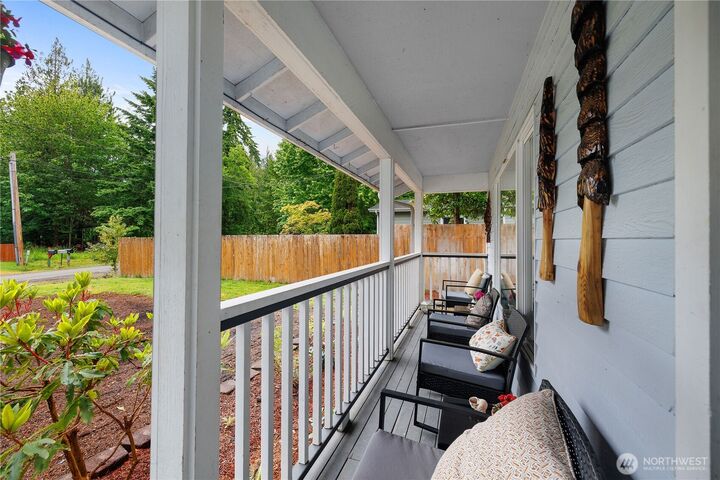 Property Photo:  9824  Lookout Drive NW  WA 98502 