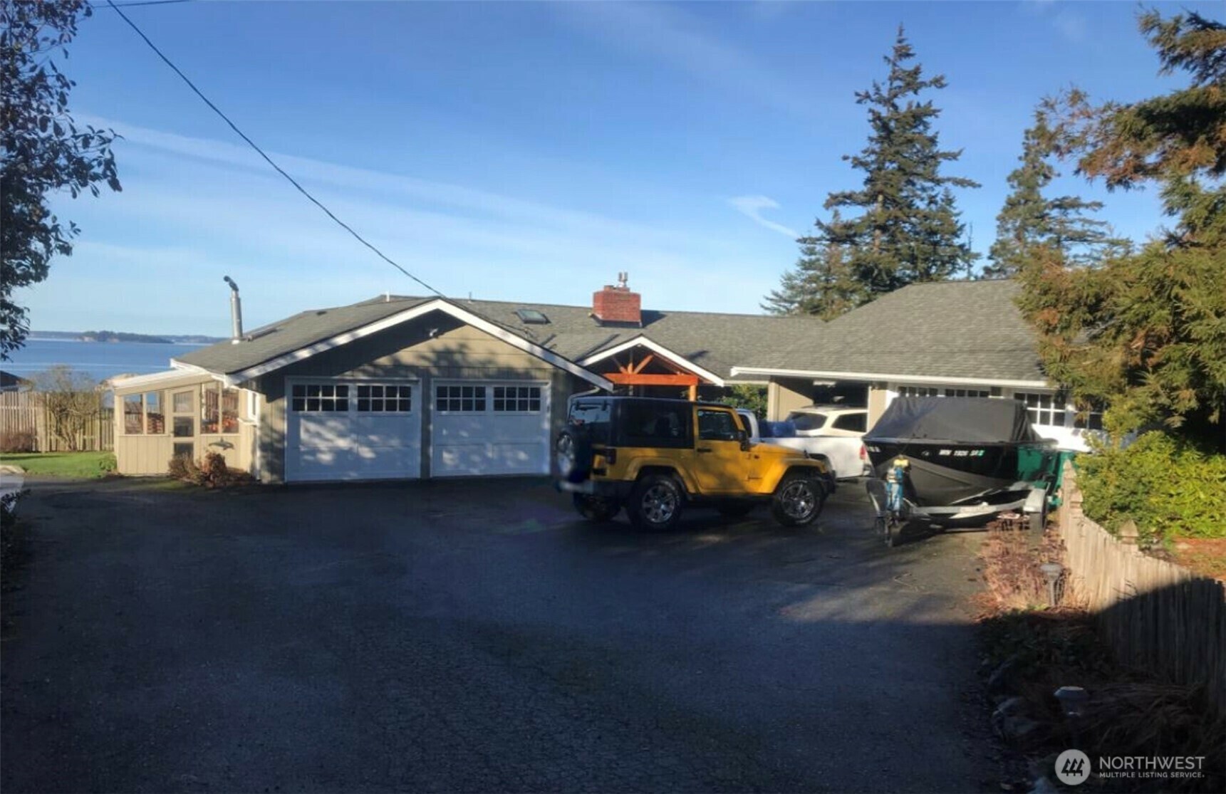 Property Photo: 1433 Arrowhead Road WA 98282