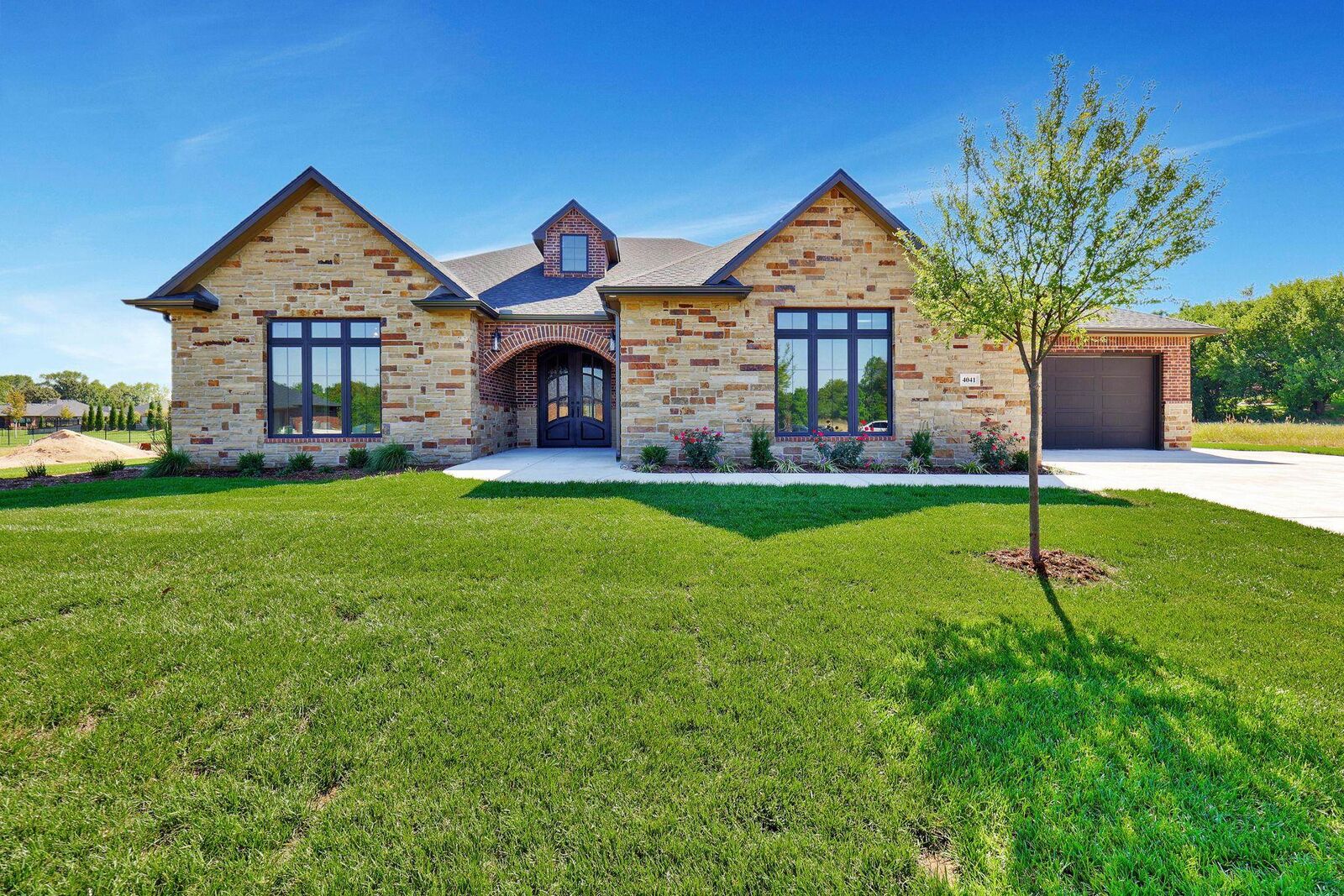 Property Photo: 4041 N Tyler Ct KS 67101