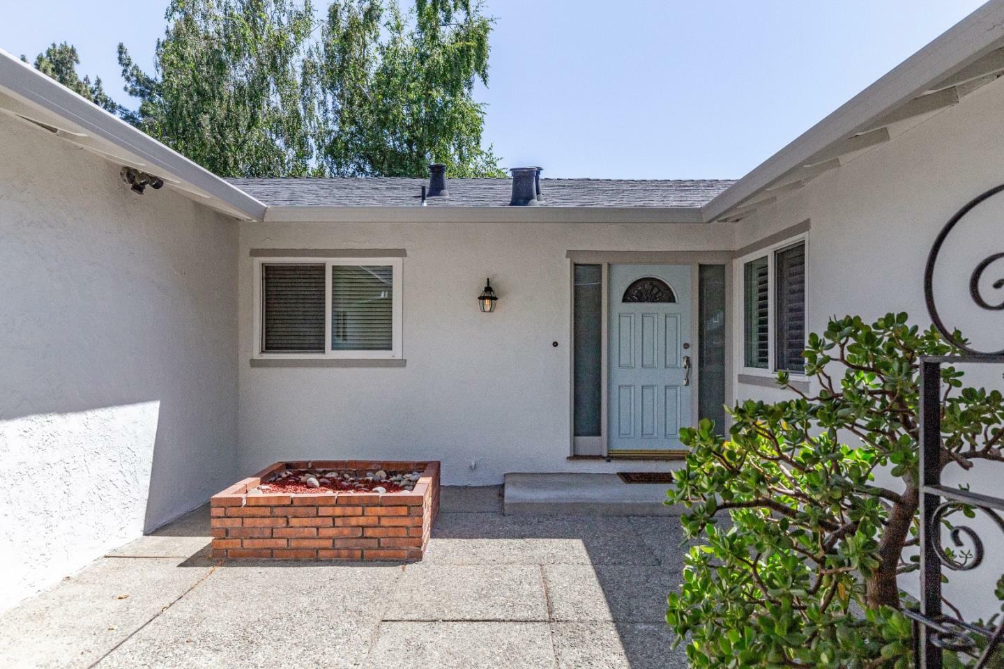 Property Photo:  2272 Glenkirk Drive  CA 95124 