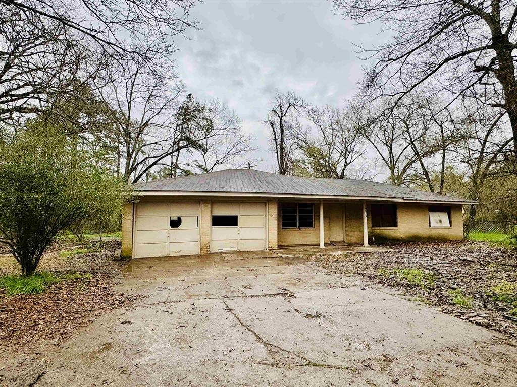 Property Photo: 10570 Martha Ln TX 77713