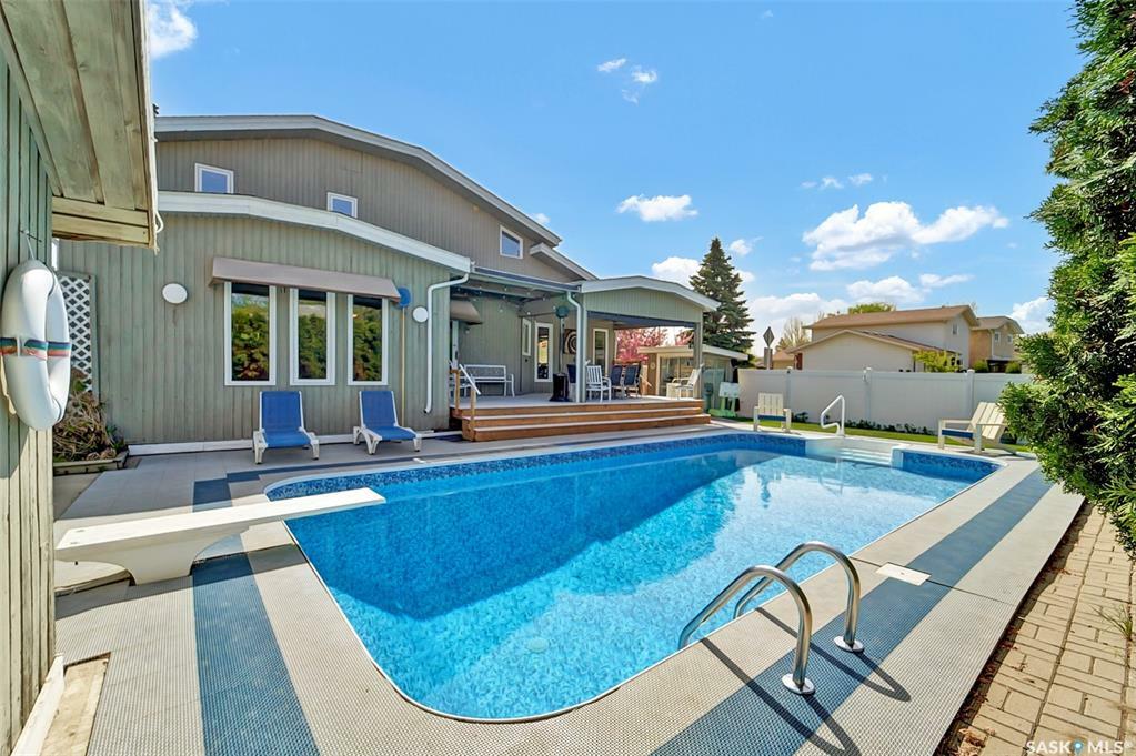 Photo de la propriété: 3254 Calder Terrace SK S7J 4W9