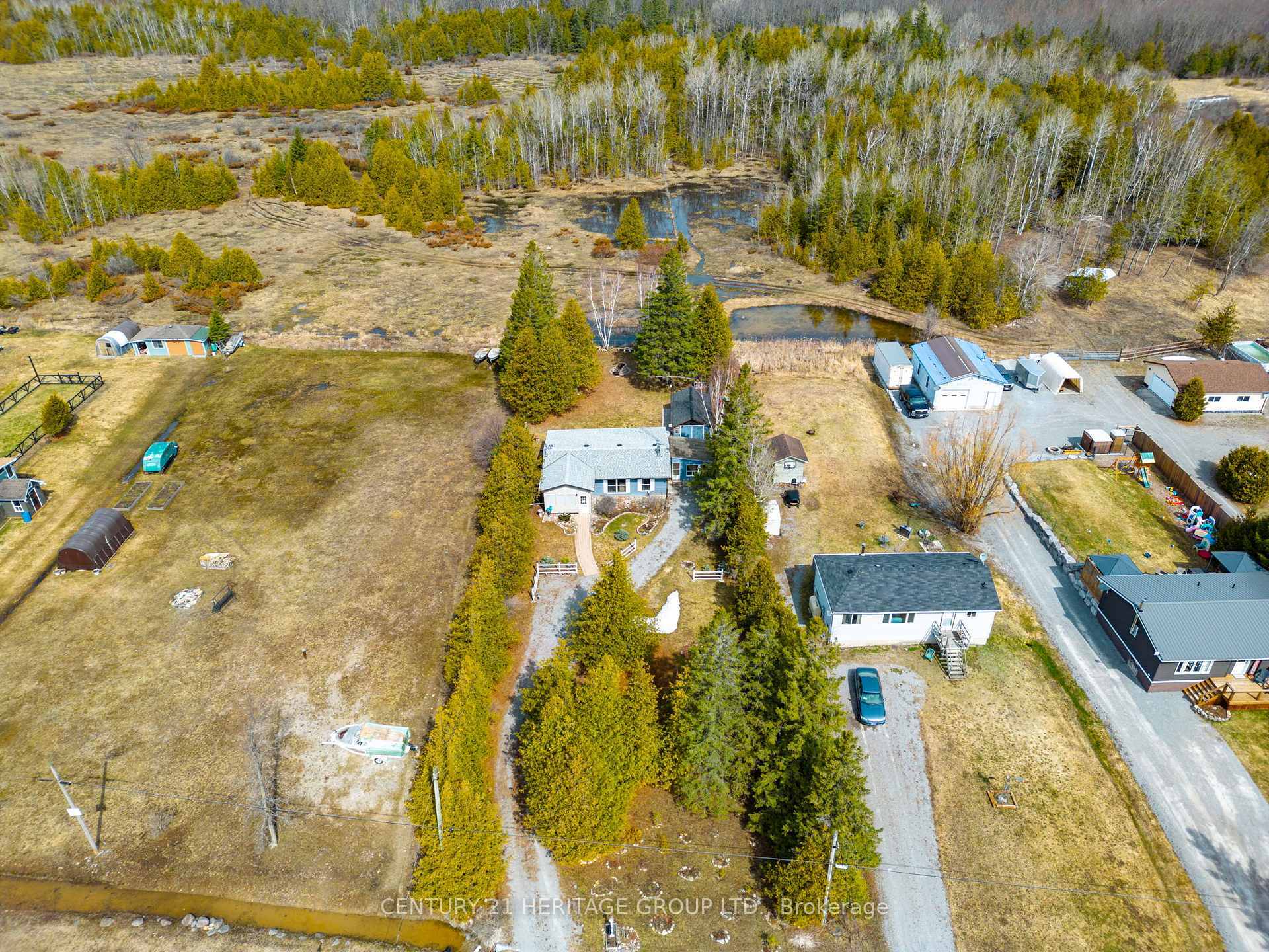 Property Photo: 220 McGuire Beach Road ON K0M 2B0
