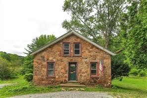 Property Photo: 2505 Parkwood Road PA 15774