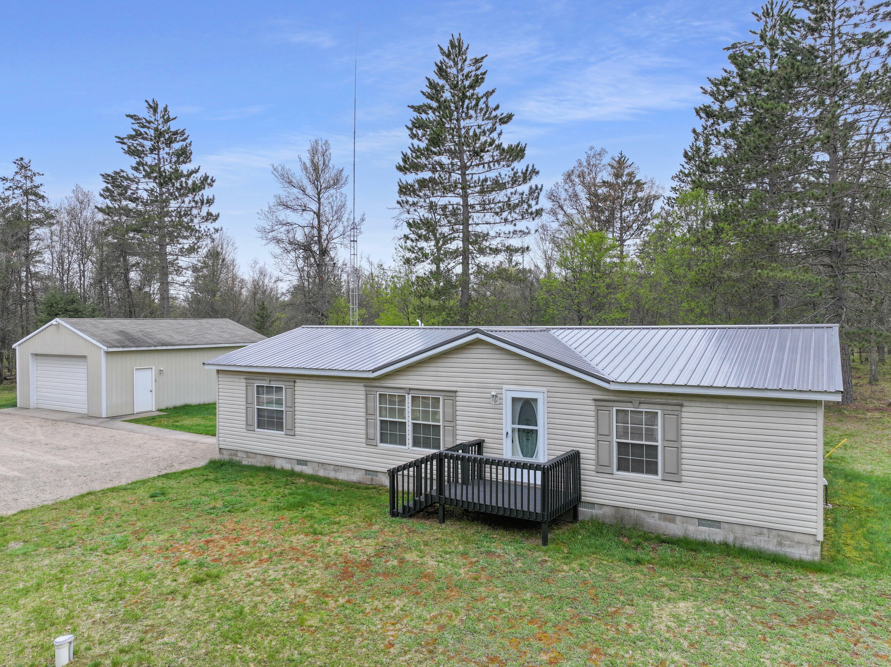 Property Photo: 5844 Keipinger Trail MI 49738
