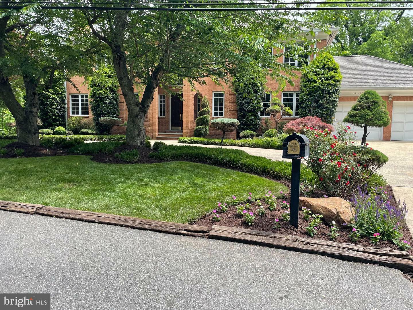 Property Photo: 8005 Glengalen Lane MD 20815