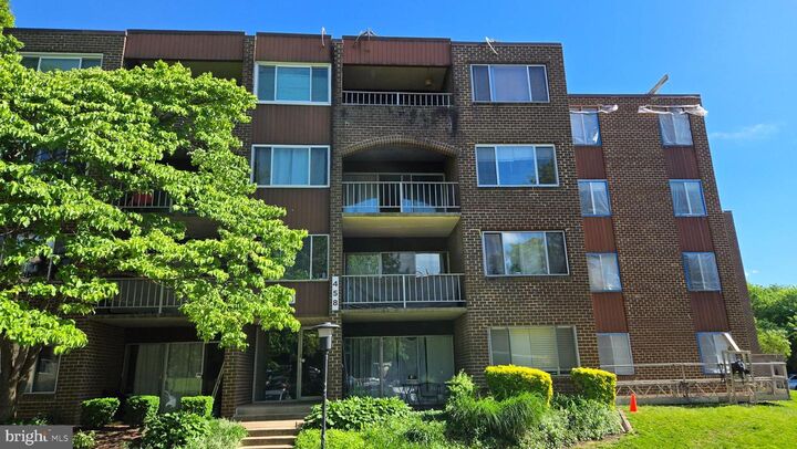 458 Girard Street 202  Gaithersburg MD 20877 photo
