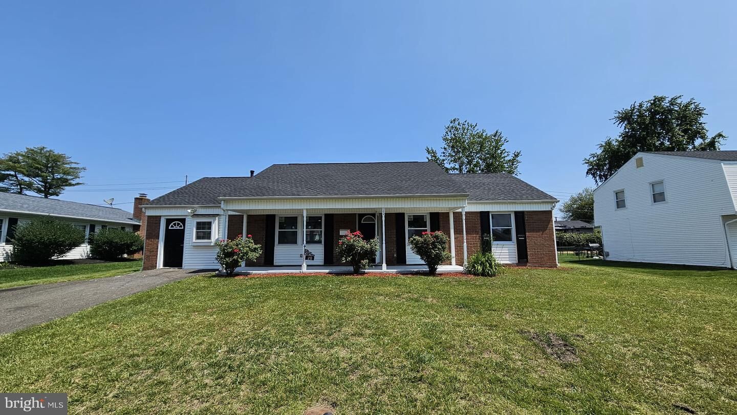Property Photo:  20 Twisting Lane  NJ 08046 