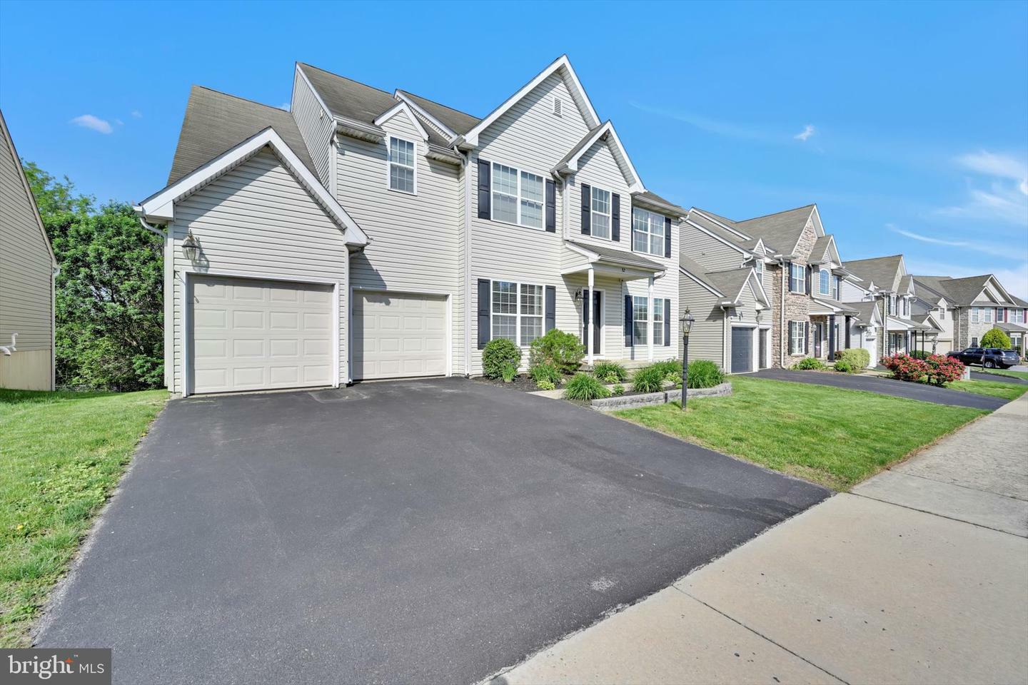 Property Photo: 82 Grayson Avenue PA 17519