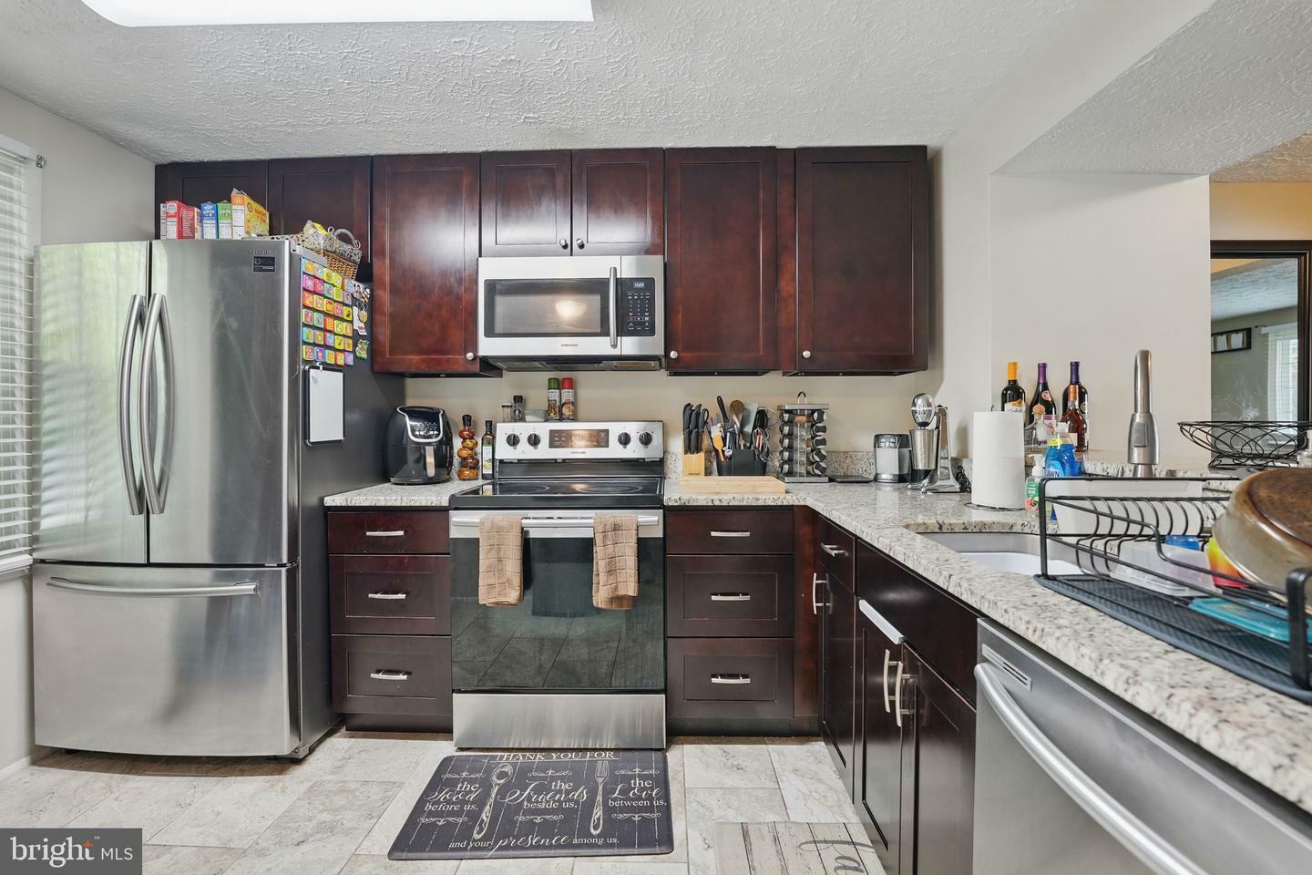 Property Photo: 8706 Pinnacle Rock Court VA 22079