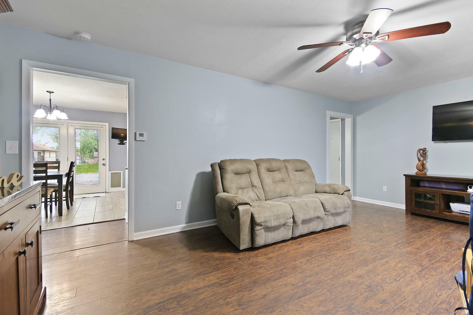 Property Photo: 1000 Krohn St MO 65233