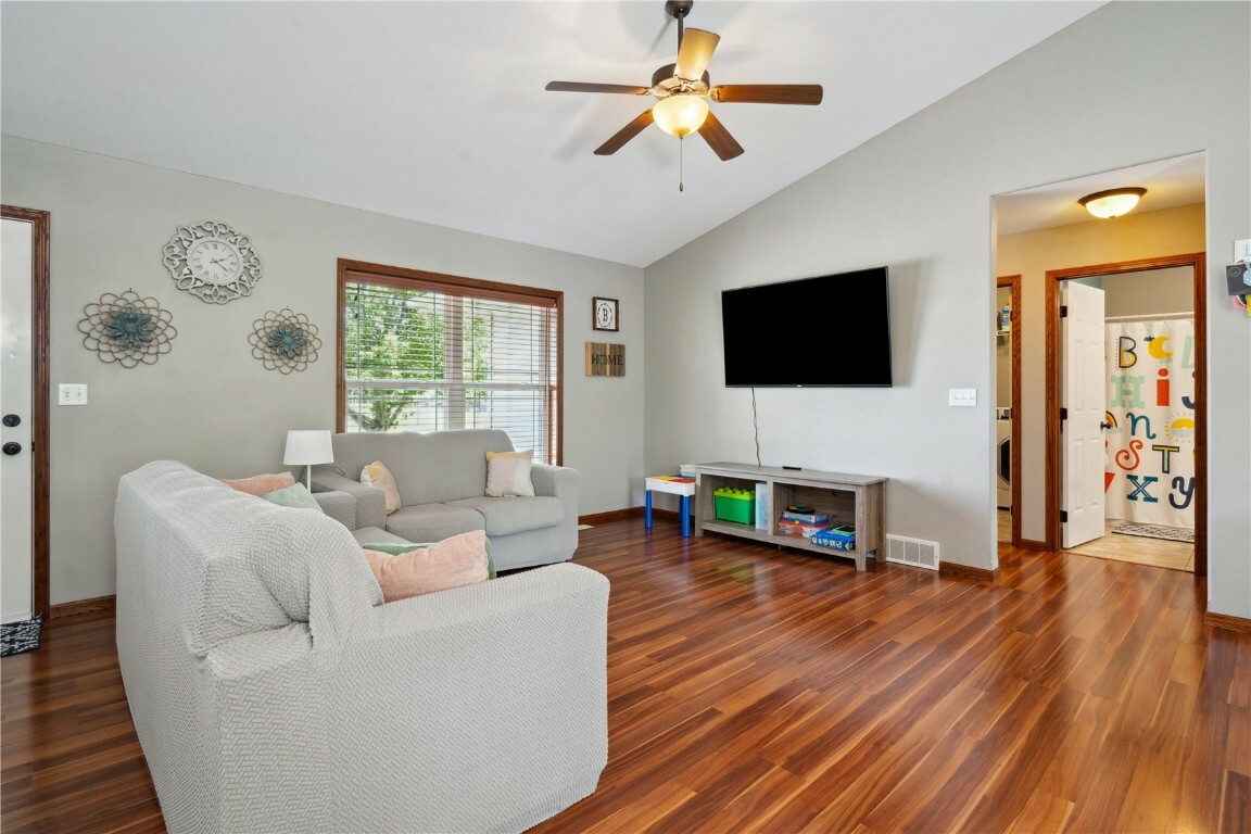 Property Photo: 4708 Pueblo Street SW IA 52404