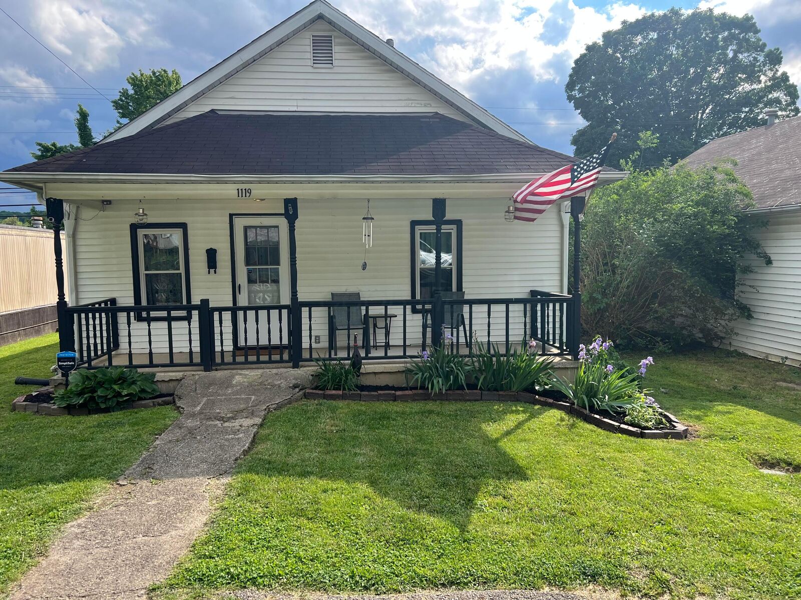 Property Photo:  1119 Poplar Street  OH 45764 