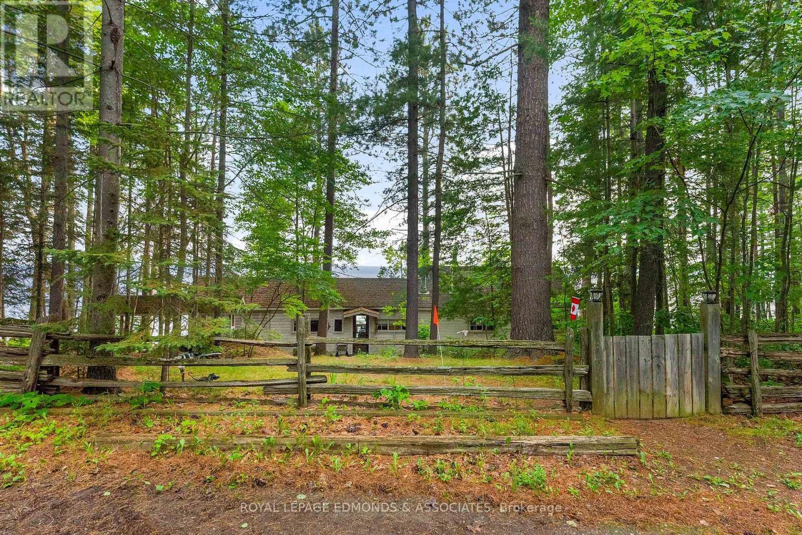 Property Photo: 769 Rock Point Lane ON K0J 2A0