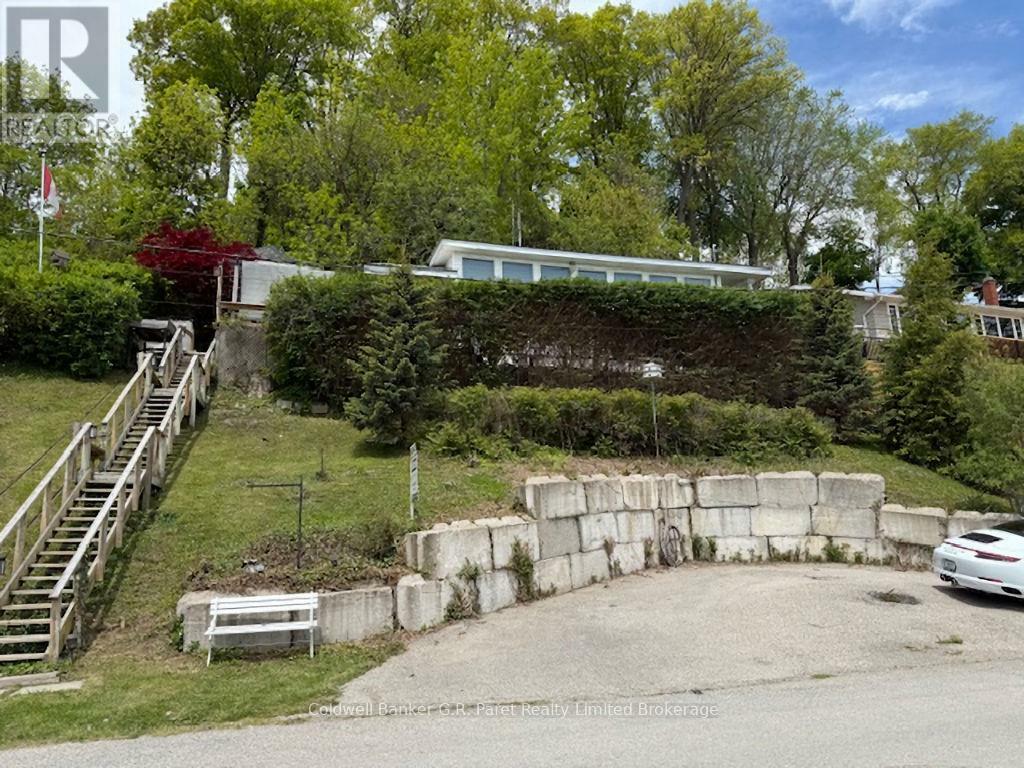 Photo de la propriété:  61 Bluewater Avenue  ON N0E 1P0 