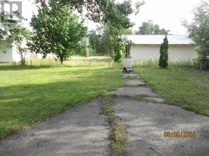 Property Photo:  406 Main Street  ON P0T 1T0 