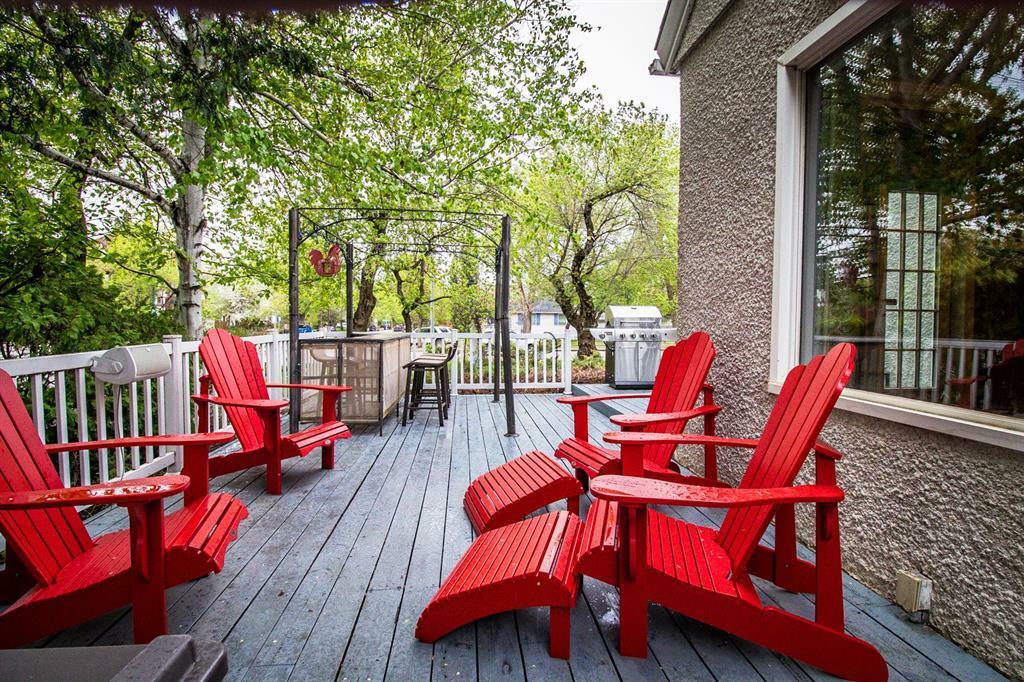 Property Photo: 1530 Victoria Avenue MB R7A 1B8
