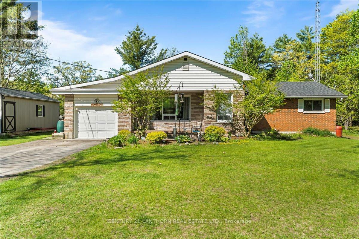 Property Photo: 152 McCleary Road ON K0K 2M0
