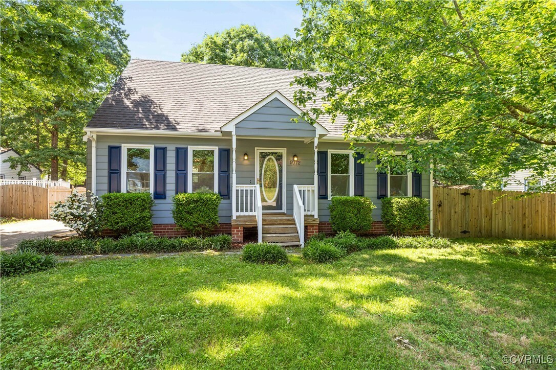 Property Photo: 9312 Edington Drive VA 23237