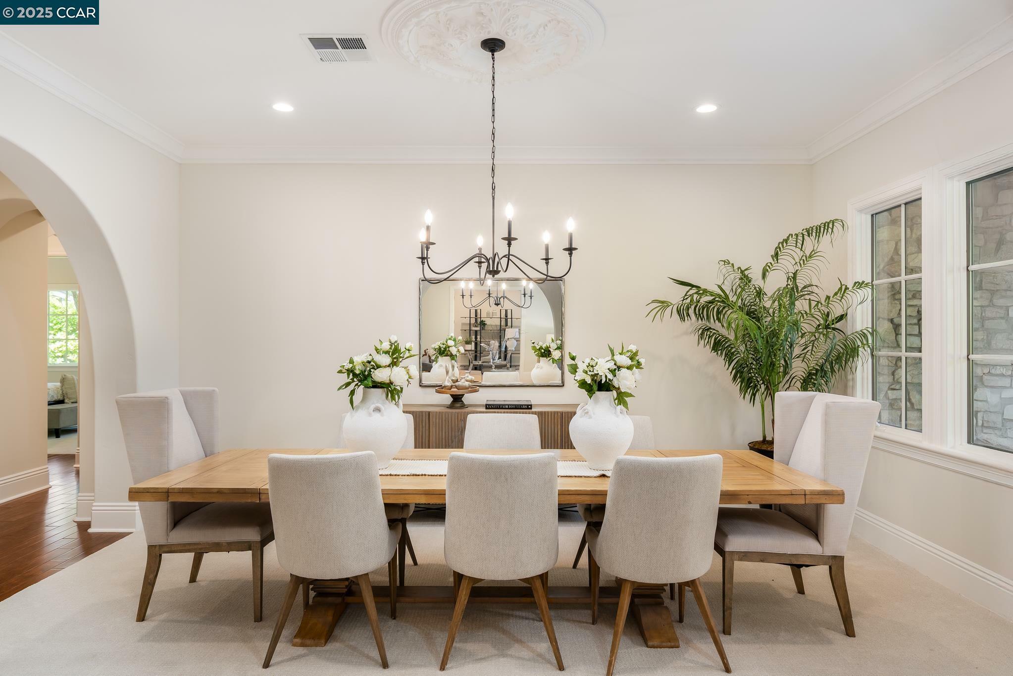Property Photo: 160 Camille Ave CA 94507