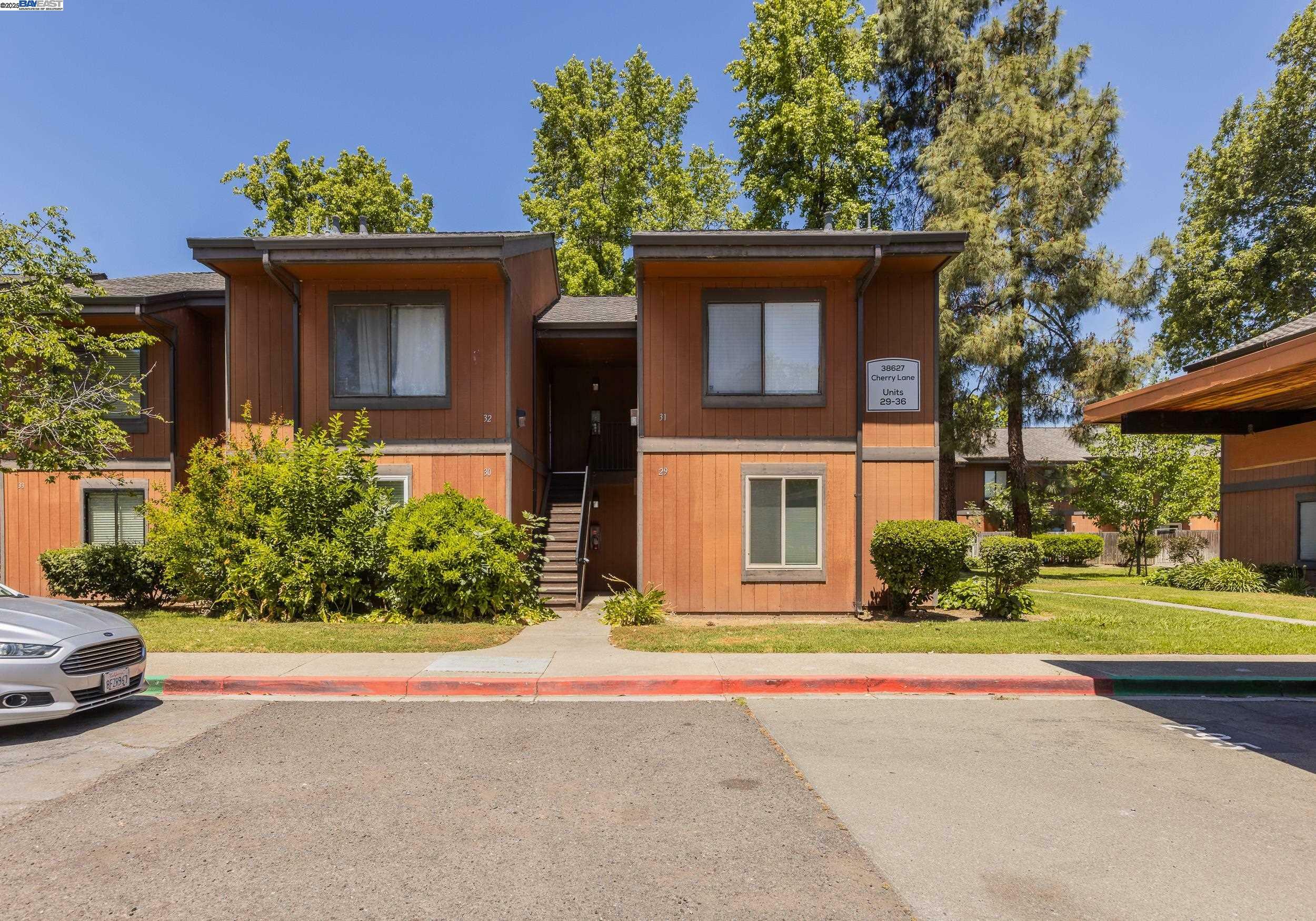 Property Photo: 38627 Cherry Lane 29 CA 94536