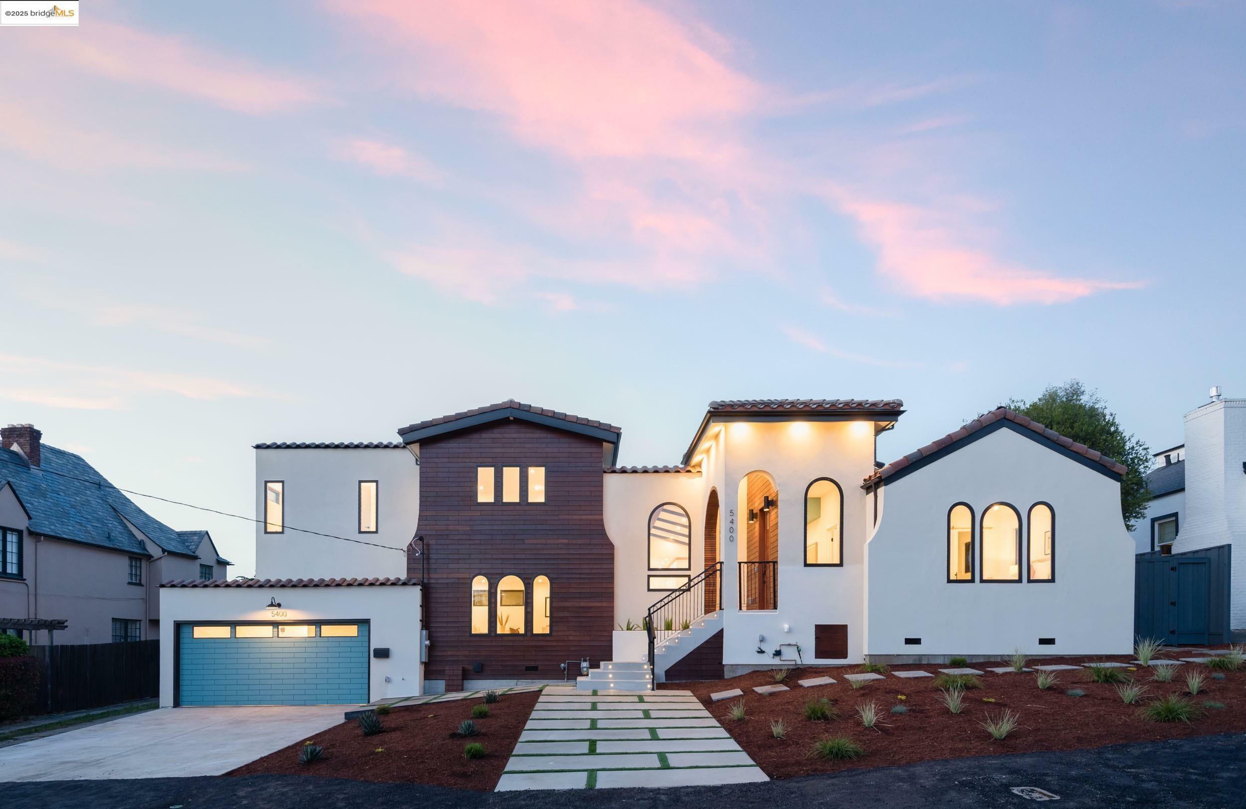 Property Photo: 5400 Proctor Ave CA 94618