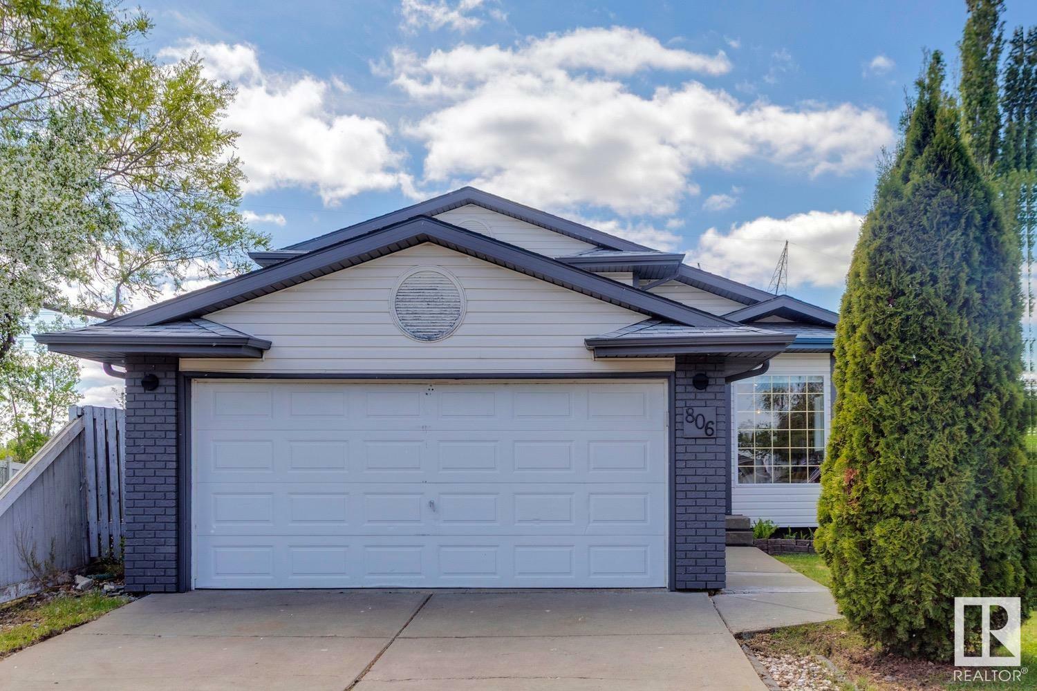 Property Photo: 806 118A Street NW AB T6J 6Z9
