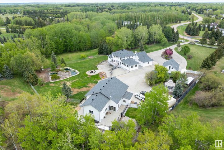Property Photo: 397 52458 Range Road 223 AB T8A 5V1