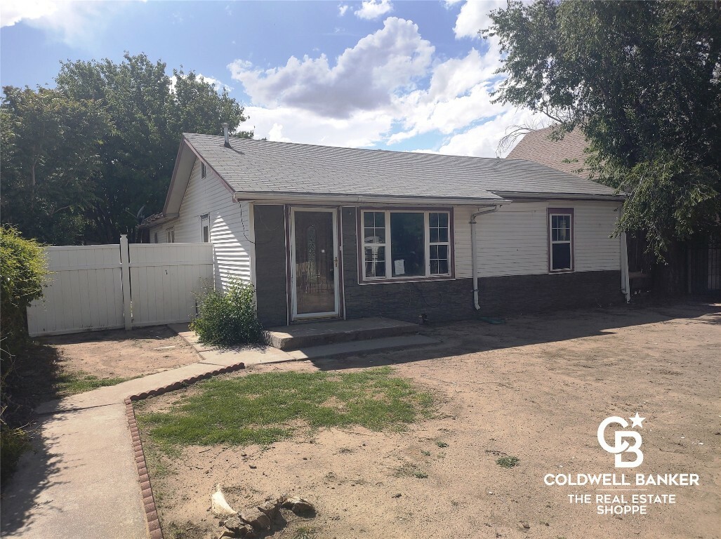 Property Photo: 119 N Court Street KS 67880